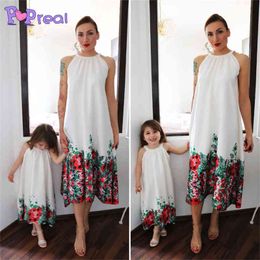 PopReal – robe d'été à imprimé Floral, sans manches, col licou, tenue assortie pour maman et fille, vêtements assortis pour la famille, nouvelle collection