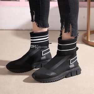 Populaire 2019 Hiver Oreo Mid-Long Stretch Speed Trainers Lettres Sneakers Hommes Femmes Outsoor Casual Chaussures Chaussettes Chaudes Chaussures Bottines 35 ~ 46