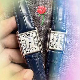Date automatique populaire Les femmes regardent la mode de luxe de 28 mm Veille de quartz en cuir vache horloge en rose or argent explosions explosions Highend wristwatch cadeaux