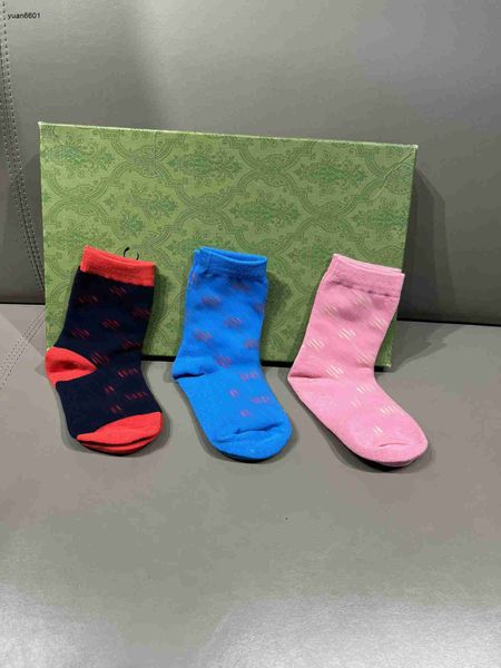 Medias populares para bebés, calcetines para niños de colores brillantes y brillantes, ropa de diseñador para niños, medias cómodas para niños y niñas