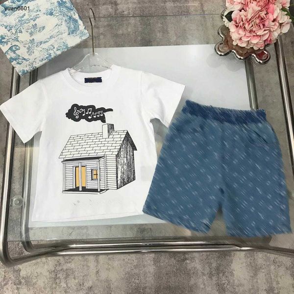 Suisses de survêtement pour bébés populaires Boys Suit à manches courtes Kids Designer Vêtements de concepteur Taille 100-160 cm House Match et short en jean 24APril