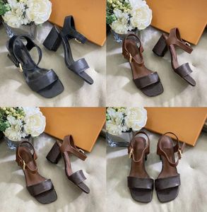 Populair merk Summer Women Sandaal Hoge Heel Luxury merkontwerp Silhouet Sandalen Block Heel Brown echt Leather Walking Outdoor Eu35-41 met doos