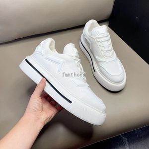 Populaire Casual-stijlvolle Sneakers Schoenen Re-Nylon Geborsteld Leer Heren Gebreide Stof Runner Mesh Runner Trainers Heren Sport Outdoor Wandelen EU38-46 3.20 23