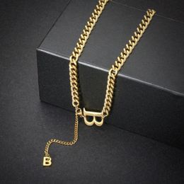 Collar con colgante inicial B de acero de titanio, joyería de lujo para mujer para regalo