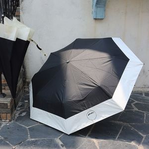 Le designer populaire parapluie de l'homme classique Luxury Prévenir le soleil Shunshades Femme portable parapluie de luxe Plain Black Blanc Umbrellas Unique Ho01 C4