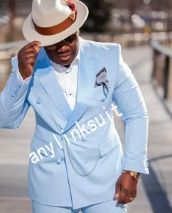Populaire Double-Breasted Light Blue Groom Tuxedos Peak revers groomsmen heren past bruiloft / prom / diner blazer (jas + broek + stropdas) K315
