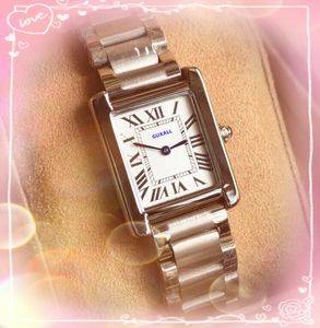 Populaire célèbre numéro romain cool cadran les femmes montrent 28 mm face carrée solide solide en acier inoxydable mouvement horloge en or rose gold-tank-most-conception watch cadeaux