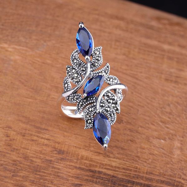 Bague de bal en Zircon bleu à facettes pour femmes, bijoux de bague de fiançailles rétro exquis, à la mode populaire