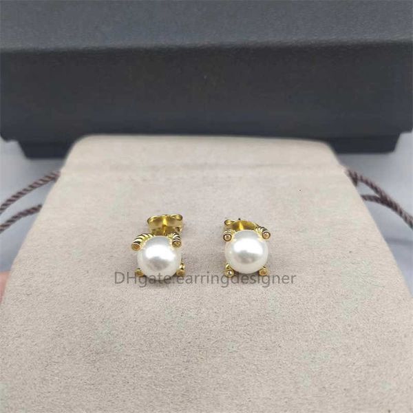 Boucles d'oreilles gratuites populaires et quatre bijoux mode expédition femme bijoux boucle d'oreille européenne designer de luxe américain griffe ensemble femmes boucles d'oreilles avec perle cadeau de mariage 3HSN