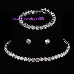 Populaire volledige diamanten bruidsieraden Diamanten armband Oorbellen Ketting Set kraagketting voor dames