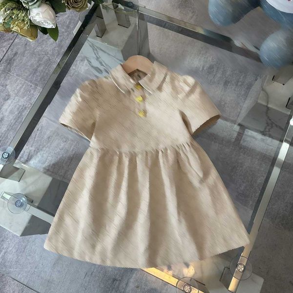 Robe de fille populaire Boutons dorés Jupe de bébé à revers Taille 100-150 Vêtements de marque pour enfants Robe à manches courtes pour enfants 24Feb20