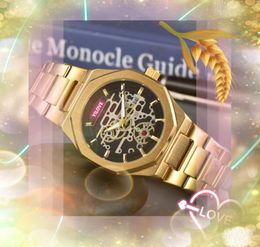 Montre d'affaires atmosphérique populaire pour hommes 42mm cadran squelette creux mouvement à quartz horloge bracelet en acier inoxydable jour des présidents date diamants bague montre-bracelet cadeaux