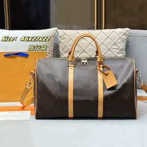 Populaire productontwerpertas Duffel Bag Men and Women Fashion Travel Bag Commuter Bag Canvas Leather Hand Schouder Crossbody Body Bag Patroon Rasterstijl