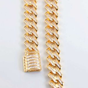 Style populaire Iced Out avec Baguettes CZ Stone Hip Hop Chain Sier Cuban Link Chain Collier