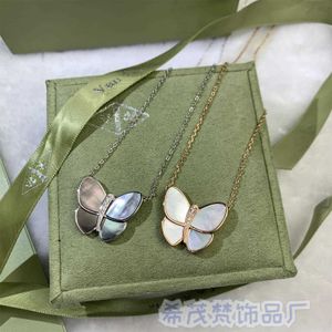 Populaire verrassing van ketting geschenken sieraden voor hoge klaver zilveren vlinder ketting dames ecce
