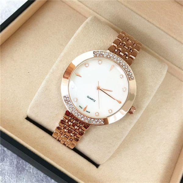 Femmes populaires Regardez Rose Gold en acier inoxydable Lady Wristwatch Quartz High Quality Fashion Watch Girls Cadeaux en gros