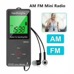 Mini radio AM FM portable avec affichage LED, casque podomètre, réglage numérique, radio de sport pour la course à pied, la radio de poche 240102