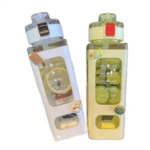 Botellas de agua portátiles anticaídas para deportes al aire libre con movimiento de Irak, vaso de agua de plástico cuadrado de 700ml