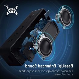 Freeshipping Altavoz inalámbrico Bluetooth portátil Mejor bajo Tiempo de reproducción de 24 horas 66 pies Rango de Bluetooth IPX7 Resistencia al agua Lntqs