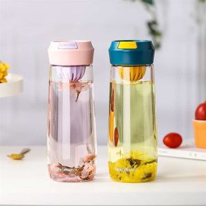 Bouteille d'eau mignonne portable avec paille Drinkware jus fraise lait shaker bouteilles kawaii tasse eau en bouteille étanche 201106