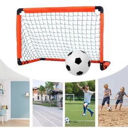 Metas de fútbol plegables portátiles Outes de fútbol de fútbol para niños Neta de pelota de fútbol para niños y Juego de Familia 231227