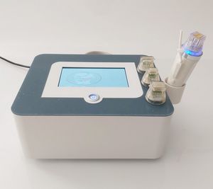 Machine de beauté de thérapie de retrait d'acné de resserrement de peau d'aiguille de radiofréquence de micro-aiguille de RF fractionnée d'or portatif pour le SPA de Salon