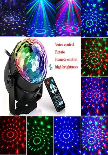 La scène laser portable allume le mode Disco RVB à sept éclairages Mini DJ Laser avec télécommande pour le projecteur de club de fête de Noël Via9823032