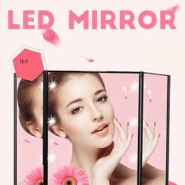 Miroir de maquillage de lumière à LED portable Lumières compactes MALOP MIRMORS DE POCKET COSMÉTIQUE PLACHE MIRMOR LED LAMPE 240425
