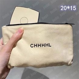 Sac de maquillage de luxe portable pour femmes, pochette de lavage de toilette de voyage, sacs de maquillage de styliste, sacs à cosmétiques avec lettres, Mini étui