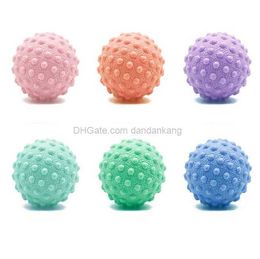 Draagbare punt Massage Roller Ball Diepe spier massager Ballen Thuis Yoga Pilates Fitness Oefening Acupressuur Spierpijn Harde stekelige bal voor kinderen volwassenen