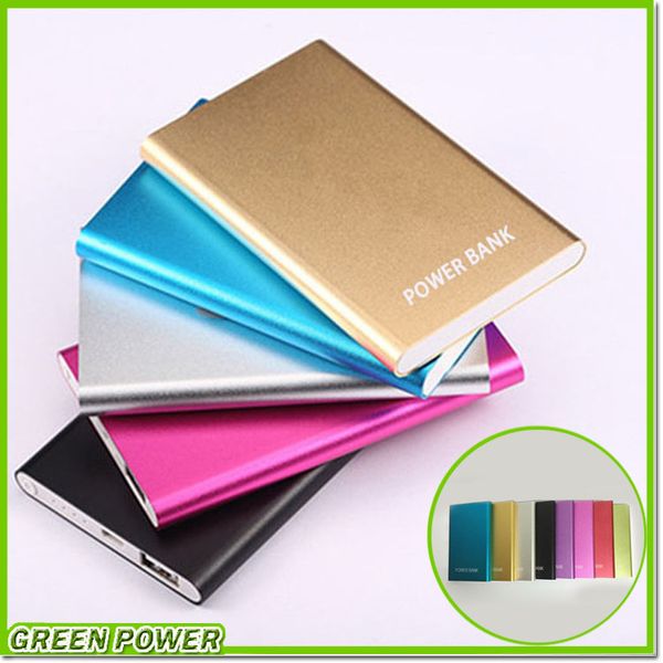 8 couleurs Power Bank 2600mAh Batterie Externe Powerbank Chargeur Téléphone Portable Power Banks Avec Retail Box Pour Téléphone Mobile iPad Livraison Gratuite