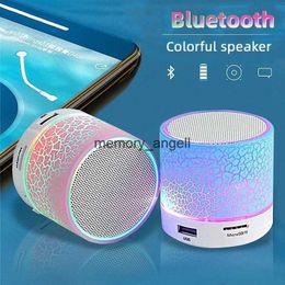 Altavoces portátiles Mini altavoz Bluetooth Caja de sonido inalámbrica Tarjeta LED colorida TF Subwoofer USB Reproductor de música MP3 portátil para teléfono PC HKD230904