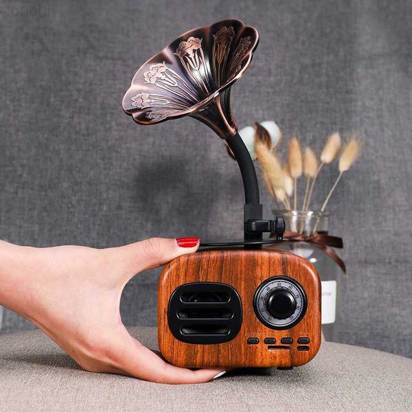 Haut-parleurs portables Haut-parleur Bluetooth rétro boîte en bois sans fil Mini haut-parleur extérieur pour système de son TF FM Radio musique MP3 caisson de basses Y2212 L230822