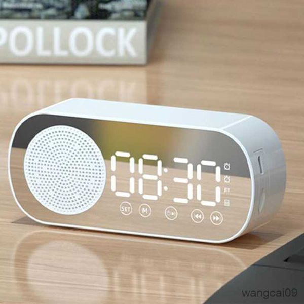 Altavoces portátiles Inteligencia LED Inalámbrico Bluetooth compatible Altavoz Reloj de superficie Alarma doble Tarjeta de soporte Radio Barra de sonido R230608