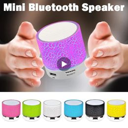 Altavoces portátiles Luz LED Crack Altavoz Bluetooth inalámbrico Caja de sonido para exteriores Pequeño portátil para todos los teléfonos inteligentes Columna de música MP3 231017