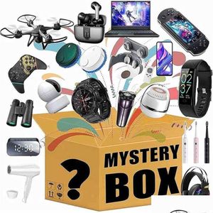 Haut-parleurs portables Lucky Mystery Box Electronics Boîtes aléatoires Cadeaux surprise d'anniversaire pour les annonces telles que les drones Montres intelligentes Bluetooth Dhwiu