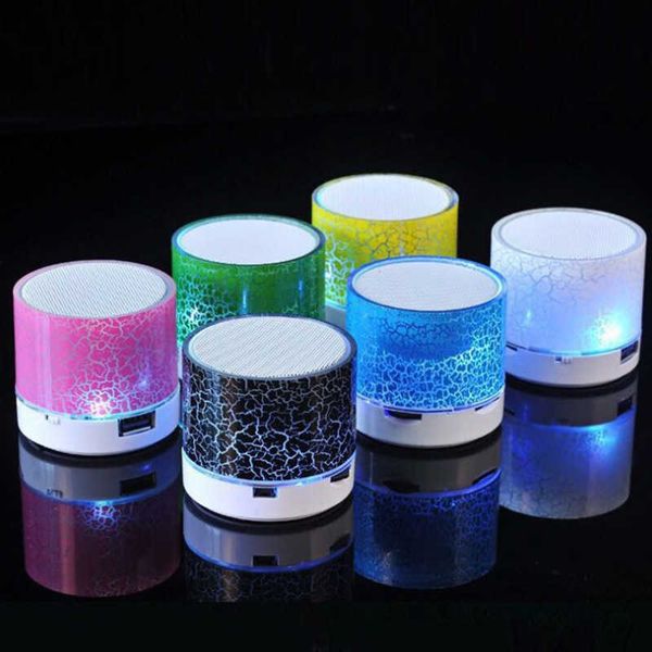 Altavoces portátiles Mini Altavoz Bluetooth Luz LED Colorida USB Cilíndrico MP3 Audio inalámbrico Subwoofer Recargable Adecuado para teléfono