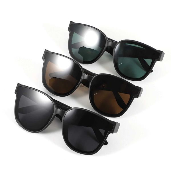 Altavoces portátiles Nuevas gafas de sol plegables de moda blancas 2 en 1 con gafas de sol de diseño de mini altavoz TWS inalámbrico con altavoz Bluetooth YQ240106