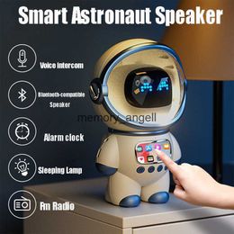 Draagbare luidsprekers Smart Astronaut Bluetooth-compatibele luidspreker Mini-klankkast Draagbare stereo Ai Interactieve audio met wekker Creatief cadeau HKD230904