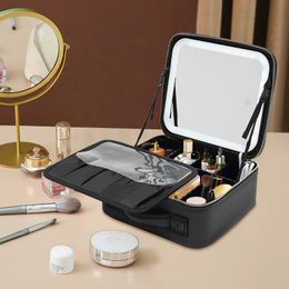 Sac cosmétique de voyage portable Traine de maquillage en cuir imperméable Divideurs réglables avec miroir et lumière LED 240416