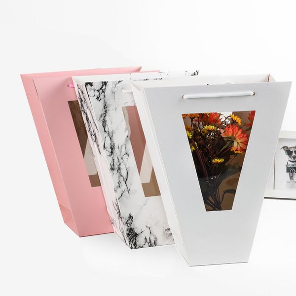 Sacs d'emballage de fleur de papier blanc portatif Boîtes de paquet de cadeau floral de mariage rose avec fenêtre claire