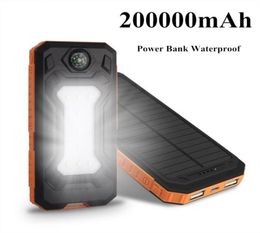 Banque d'alimentation étanche 200000mAh avec deux piles de chargeur solaire USB Batteries de modèle Universal3197695