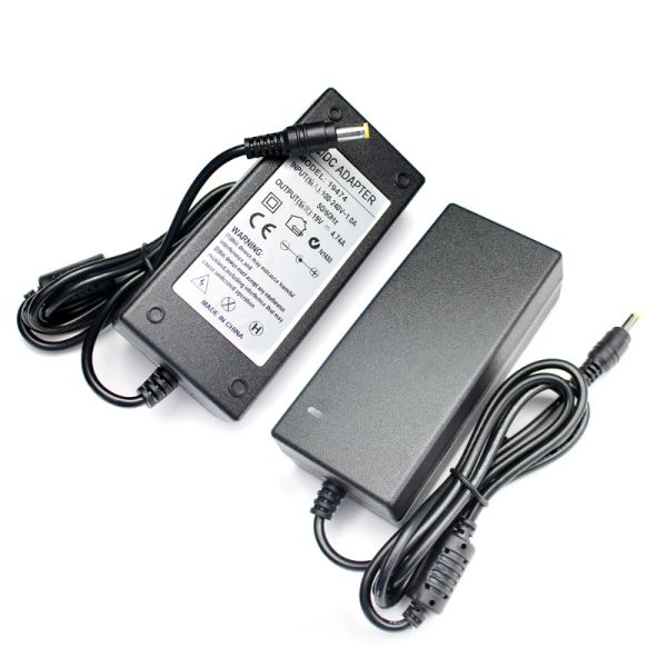 Alimentation d'alimentation 12v Transformer AC 220V à DC 24V Adaptateur d'alimentation universel 5V 6V 9V 13V 14V 15V Adaptateur de commutation pour la bande de la LED CCTV