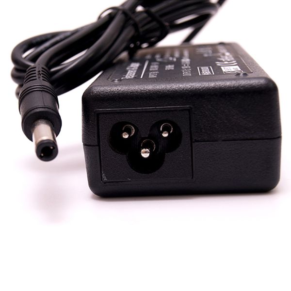 Alimentation 19V 3.42A 5.5x2,5 mm Chargeur d'ordinateur portable Adaptateur ADAPTATEMENT ALIMENTATION DC 19 V Volt Charge Notebook 5.5 * 2,5 65W B450 B550 B560