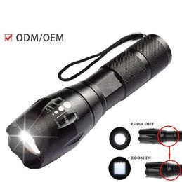 Puissant T6 LED lampe de poche super lumineux en alliage d'aluminium lampes de poche lampe torche portable USB rechargeable camping en plein air tactique flash lumière Alkingline