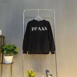 Ppdda Hoodies Designer Hoodies voor heren Hoodie Praka Prda Pada Driehoek Nieuw Trendy Klinknagel Stalen print Ronde hals Trui met lange mouwen Voor heren Trendy