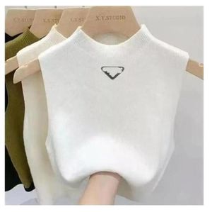 PRA Small Round Neck High Quality Vester Sweater Spring Summer Casual Shirts Sans mannequin Designer Top pour femme T-shirts Luxury Brand broderie Blouse 6902