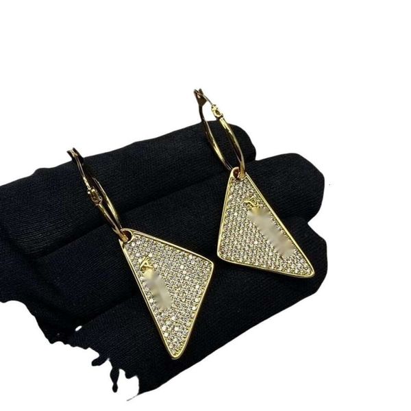 Pra Triangle Pendientes Diseñador Mujer Original Alta Calidad Triángulo Invertido Pendientes Completos De Diamantes Para Mujer Pendientes De Aguja De Plata Versátiles De Lujo