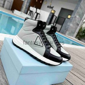Praddas Pada Prax Prd Men Femmes Sneakers Chaussures Fashion High Re-Ylon Casual Shoes Italie 1 Luxury Outdoor Runner Trainers Triangle Running Sports Shoe 35-45 LJY0
