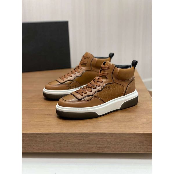 Praddas Pada Prax Prd Chaussures Downtown Runner Sports High Top Sneakers Men Rubber Sole Tissu Patent Leather Mens Wholesale Discount Trainer UIJN